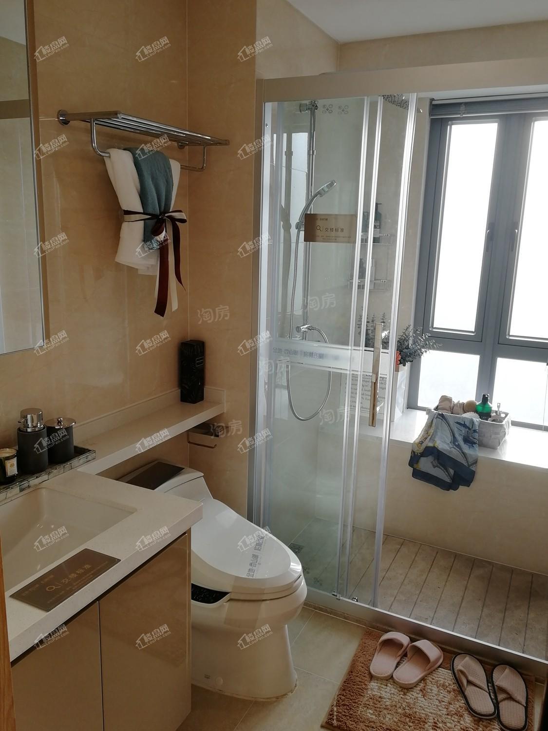 金地香山湖样板间