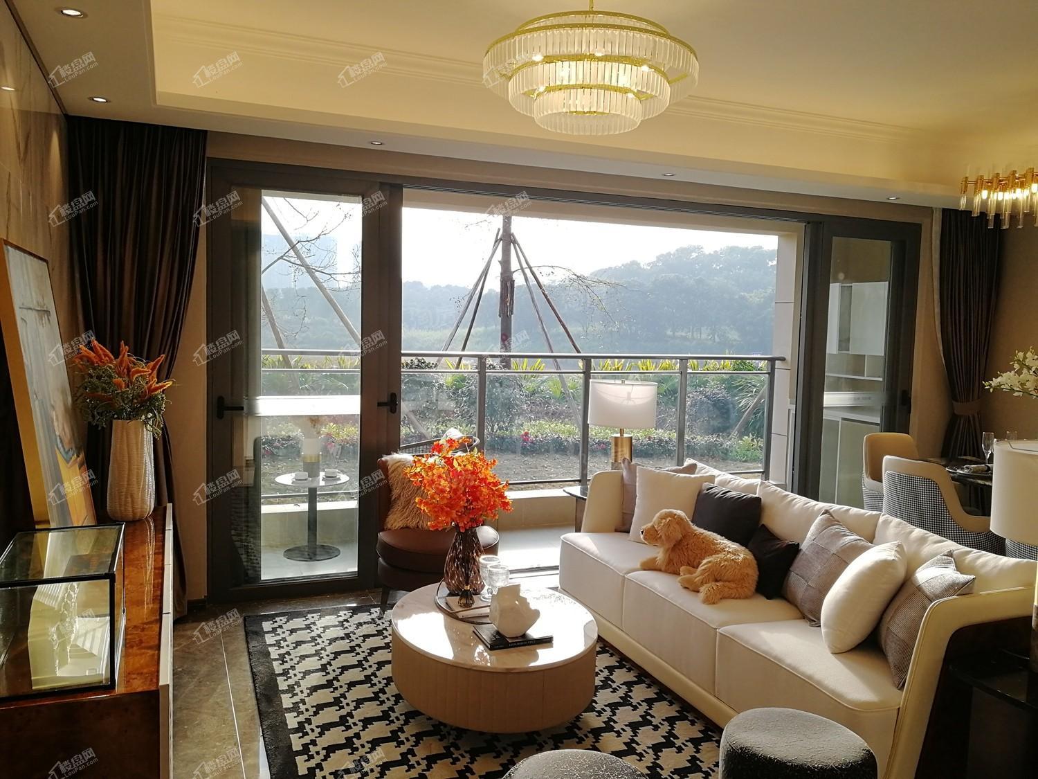 金地香山湖样板间