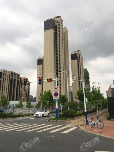 天鹅湖ΜΟΜΛ实景图