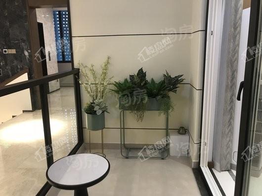 依云湖样板间