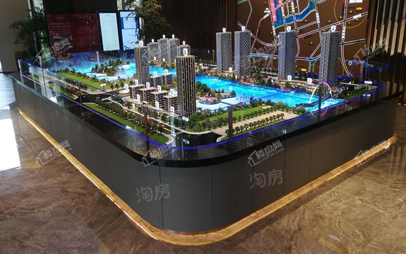 和泓长白府实景图