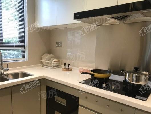 奥体金茂悦样板间