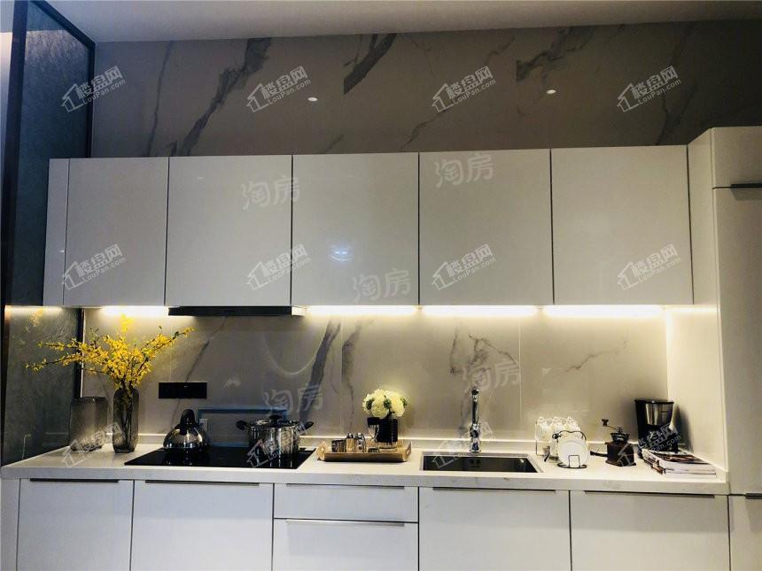 世茂·铂曼样板间