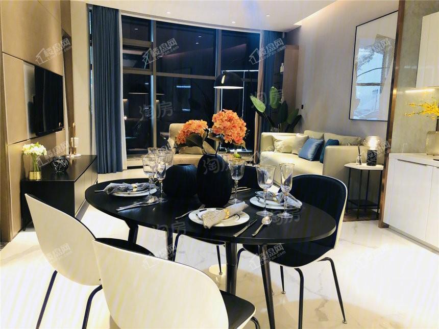 世茂·铂曼样板间