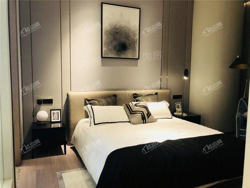 世茂·铂曼样板间