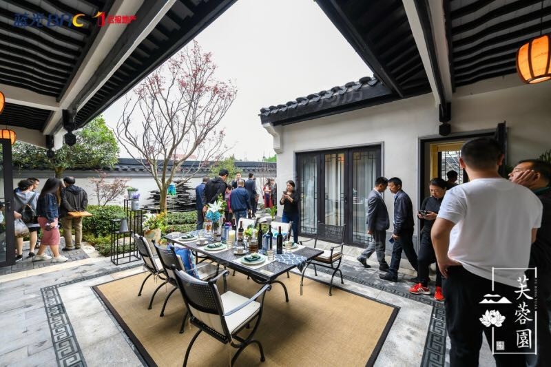 蓝光云报芙蓉园样板间