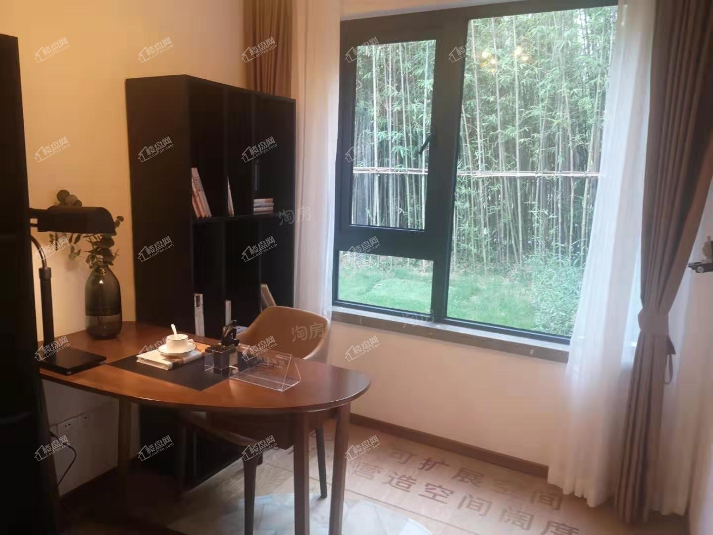 阳逻万达广场御江样板间