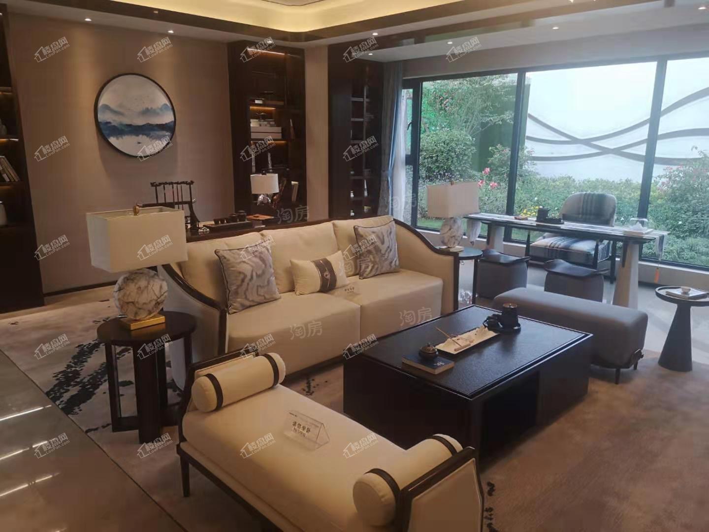 阳逻万达广场御江样板间