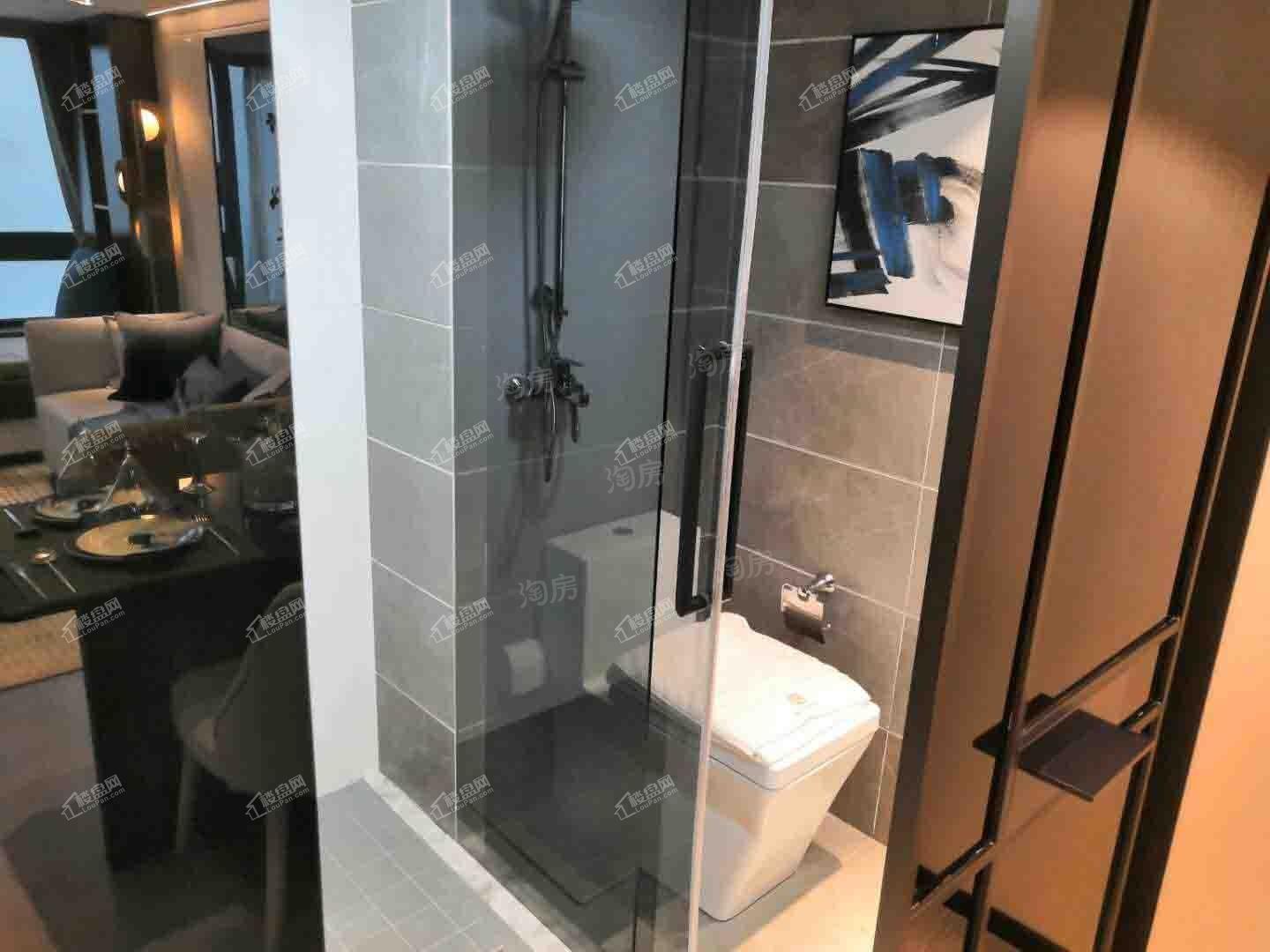 红枫金座样板间