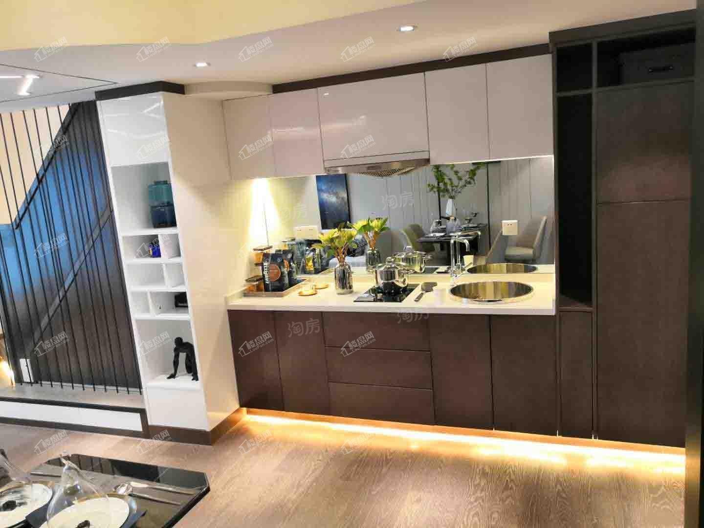 红枫金座样板间