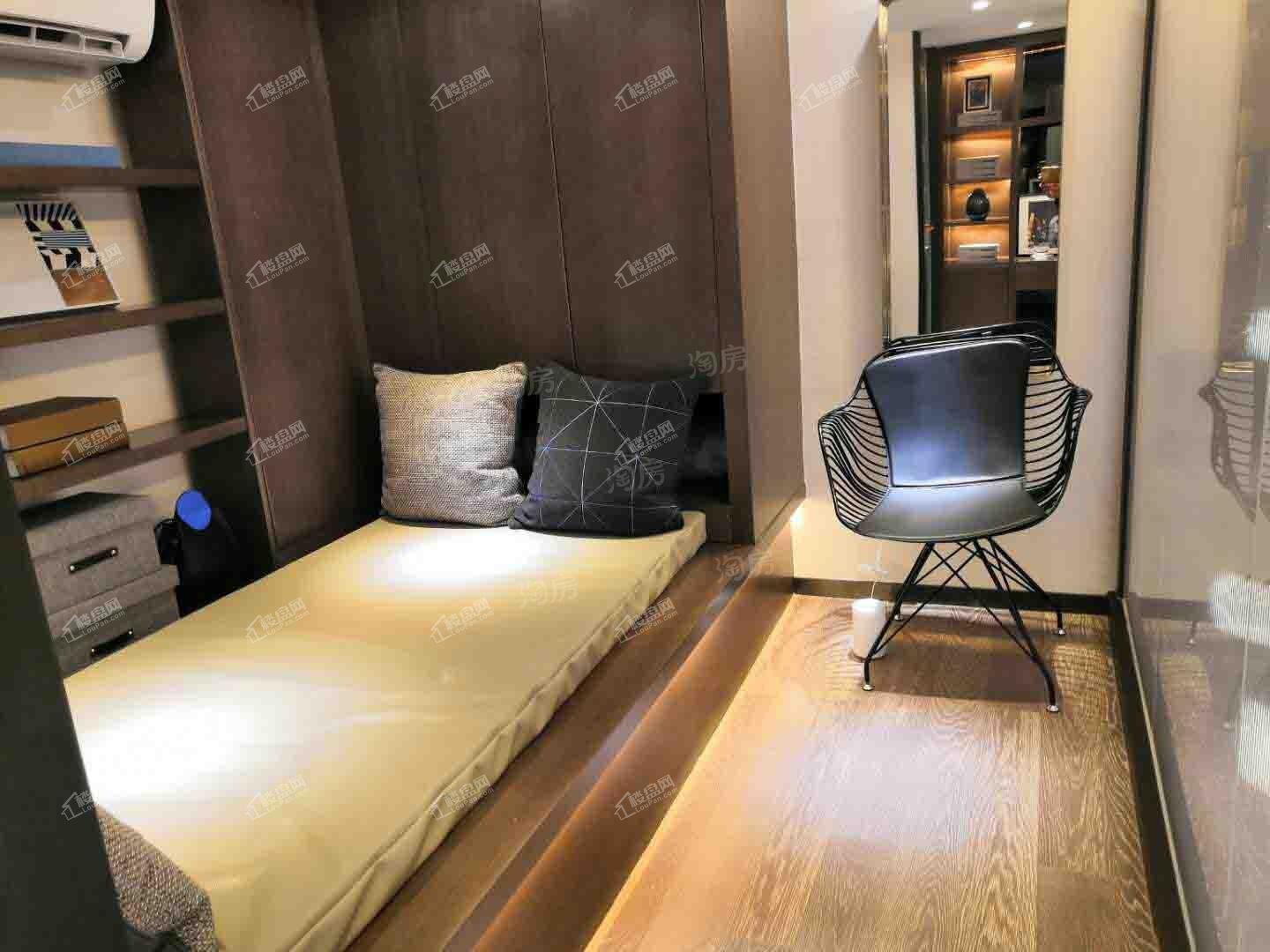 红枫金座样板间
