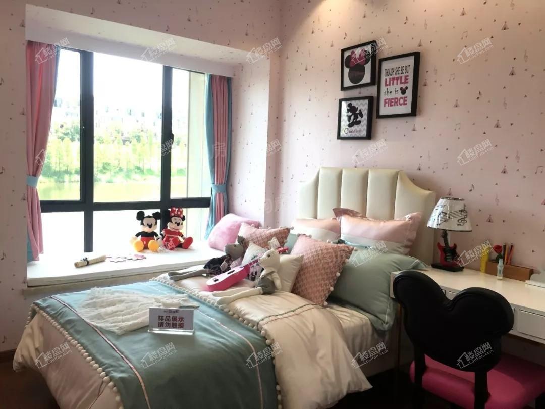 江西奥园冠军城样板间