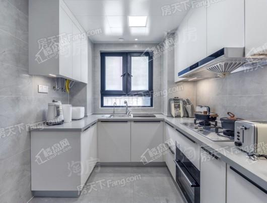 四季都会样板间