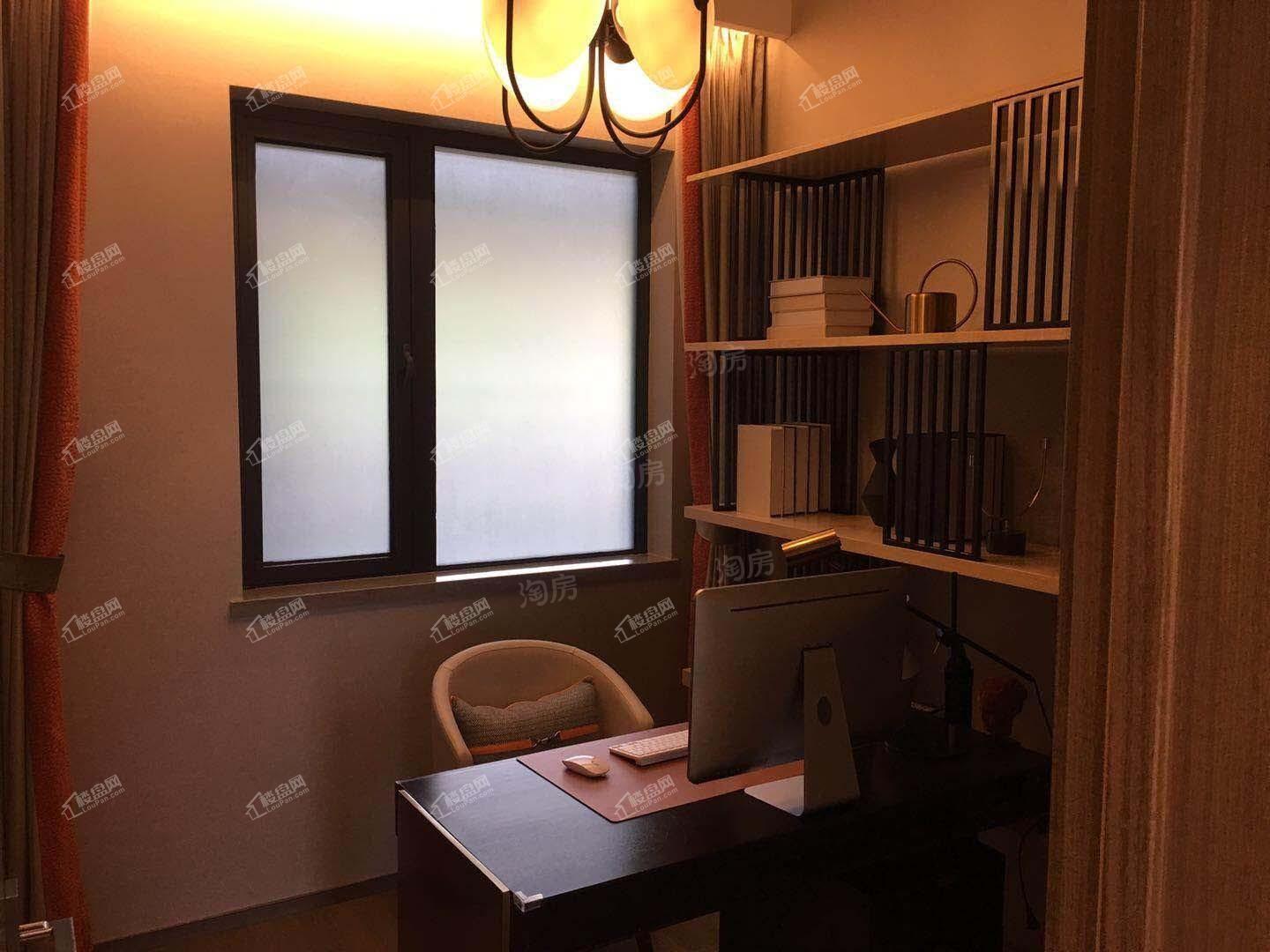 融侨滨江城天域样板间