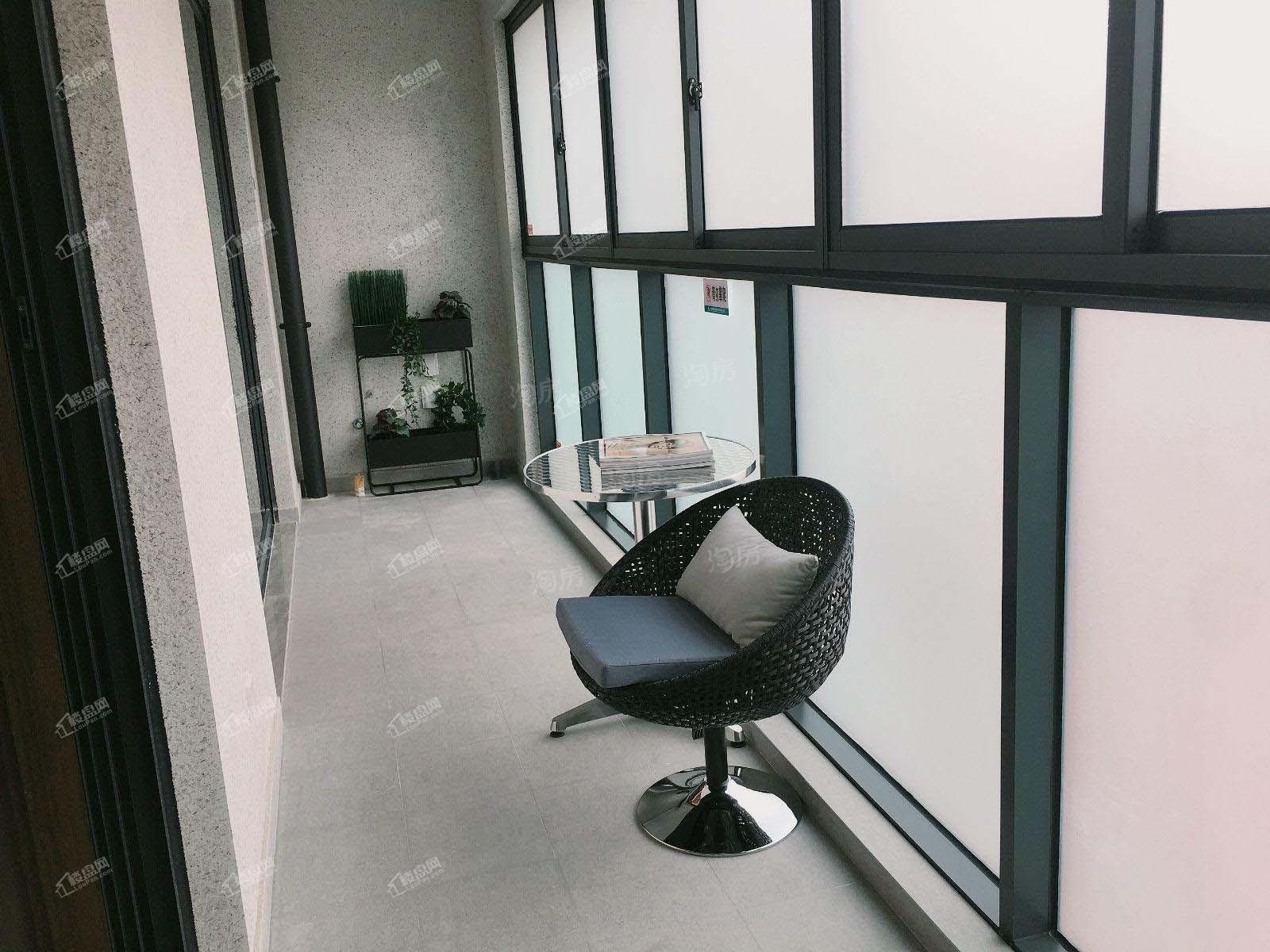融侨滨江城天域样板间
