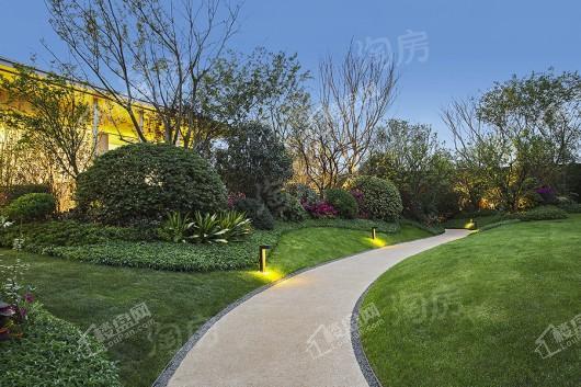 龙湖·景粼玖序实景图