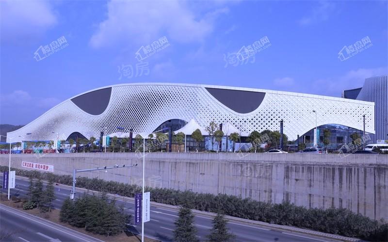 中铁·摩都娱购公园实景图