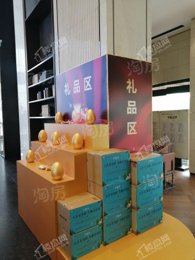绿都地产少荃府实景图