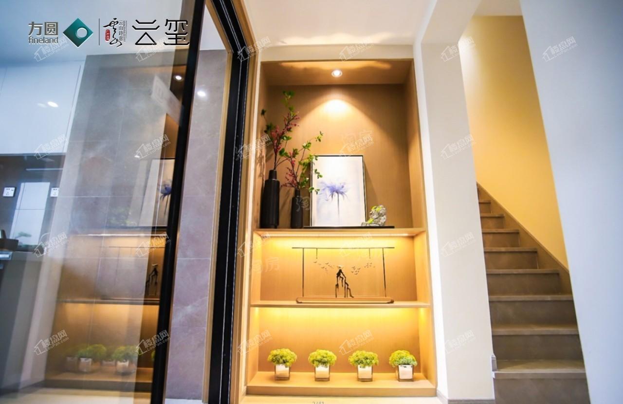 方圆云山诗意云玺样板间