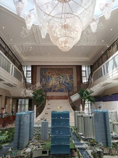 中冶盛世广场实景图