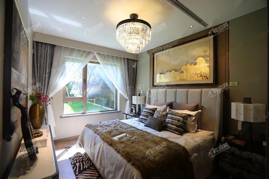 金地名悦样板间