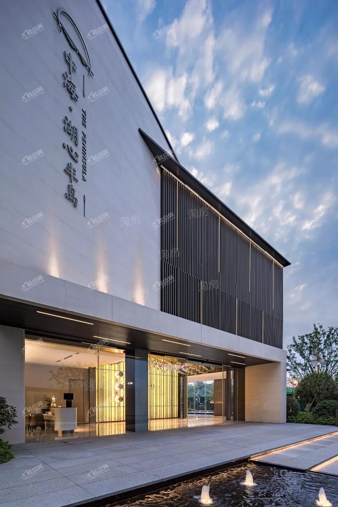 中海湖心半岛实景图