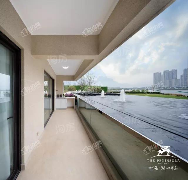 中海湖心半岛样板间