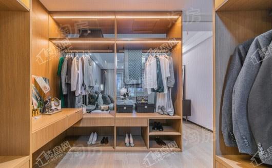 固城湖·金茂逸墅样板间