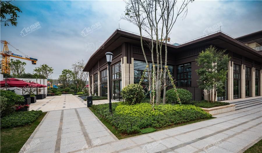 荣和五象学府实景图