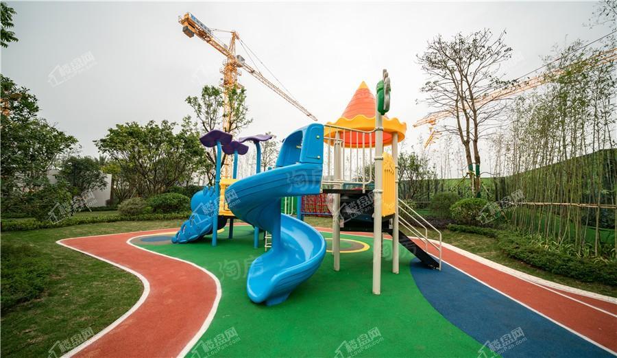 荣和五象学府实景图