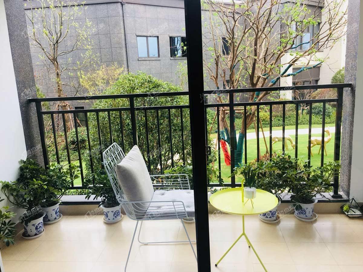 力高悦景薹样板间