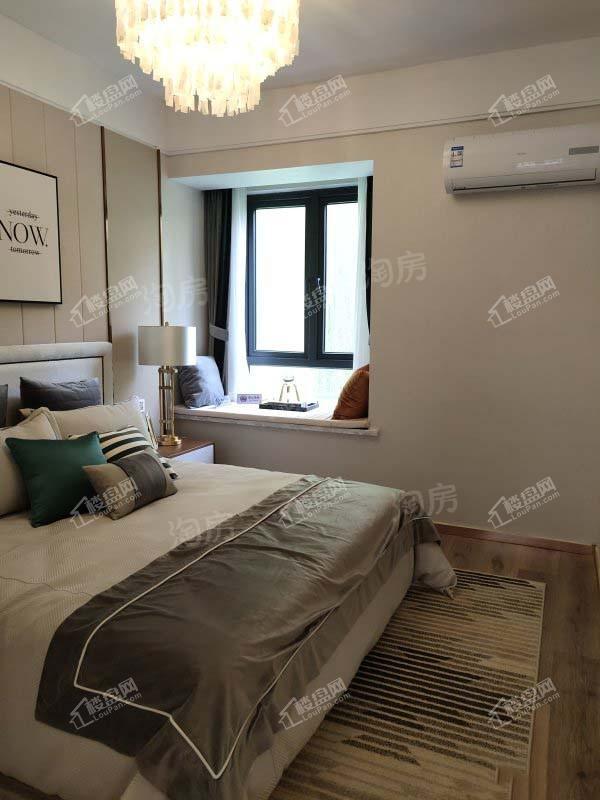 鼎鑫摩卡小镇样板间