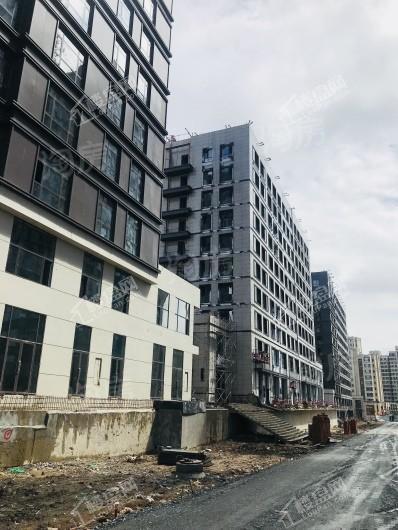 中东红街实景图