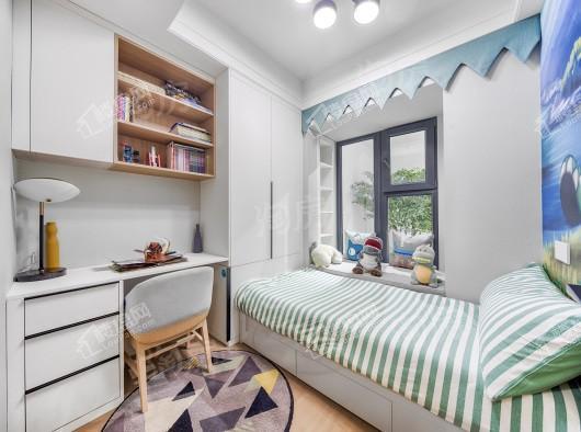 四季都会样板间