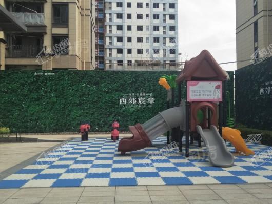 西郊宸章实景图