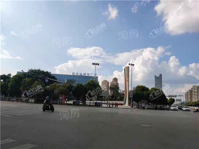 佳兆业城市广场实景图