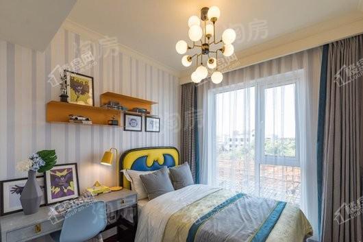 滨江新城东方名府样板间