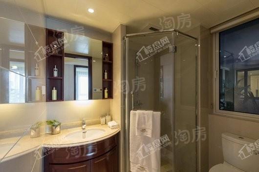 滨江新城东方名府样板间