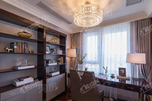 滨江新城东方名府样板间