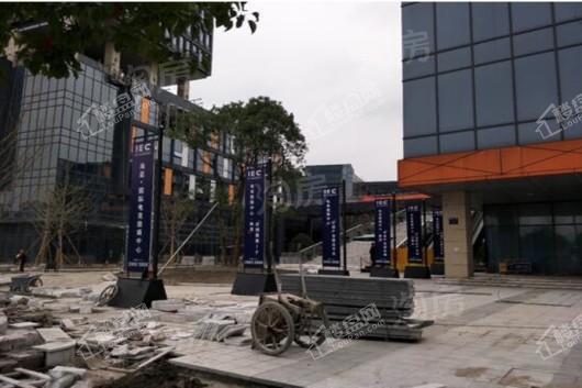 绿都汀蘭府配套图