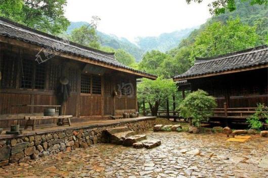 泰禾野风大城小院配套图