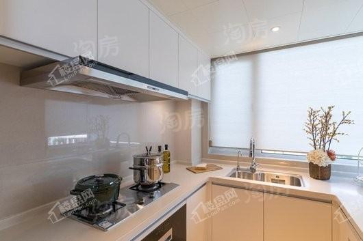 滨江新城东方名府样板间