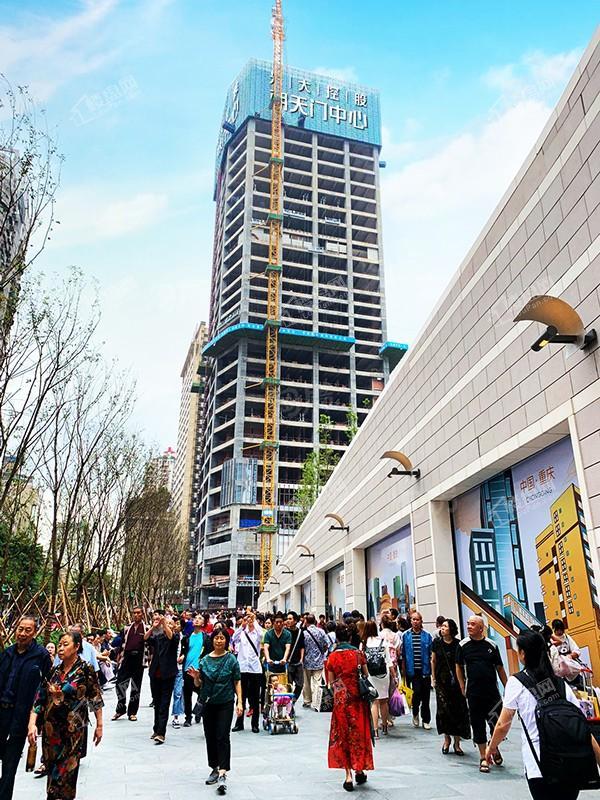 光大控股朝天门中心实景图