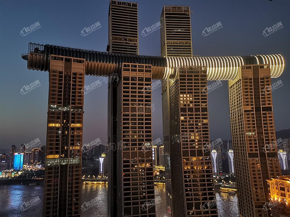 光大控股朝天门中心实景图
