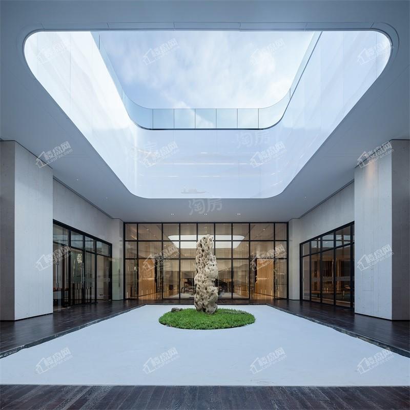 中铁阅山湖 云著实景图