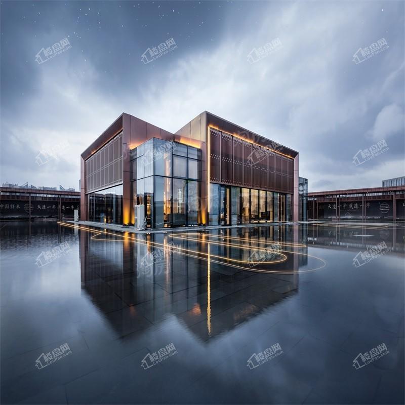 中铁阅山湖 云著实景图