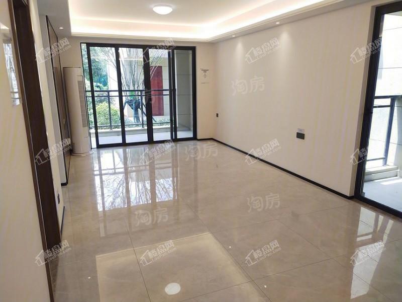 长房云西府样板间