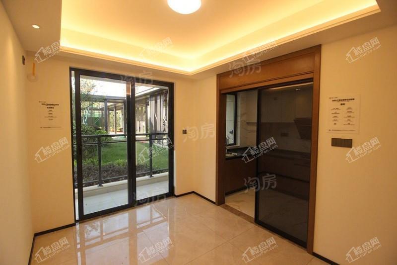 长房云西府样板间