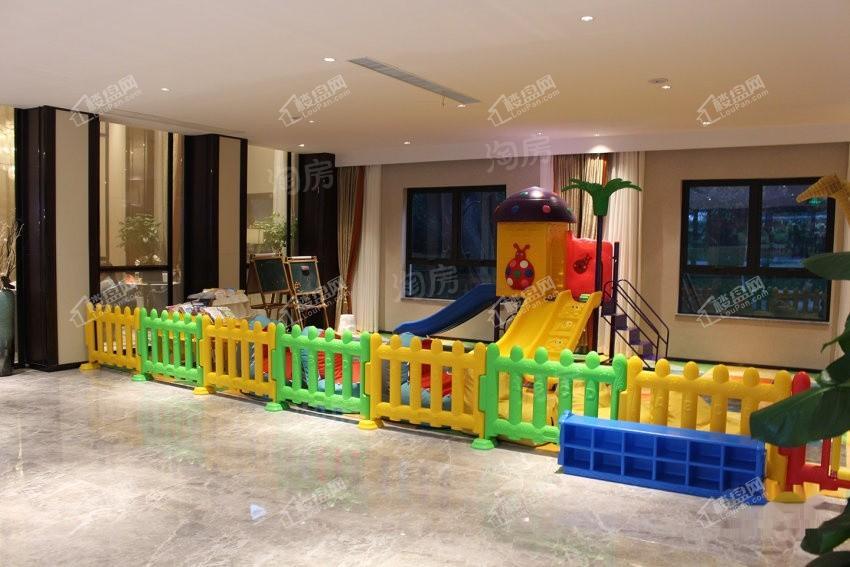 中锐滨湖尚城实景图