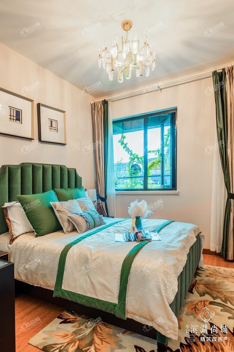 中锐滨湖尚城样板间